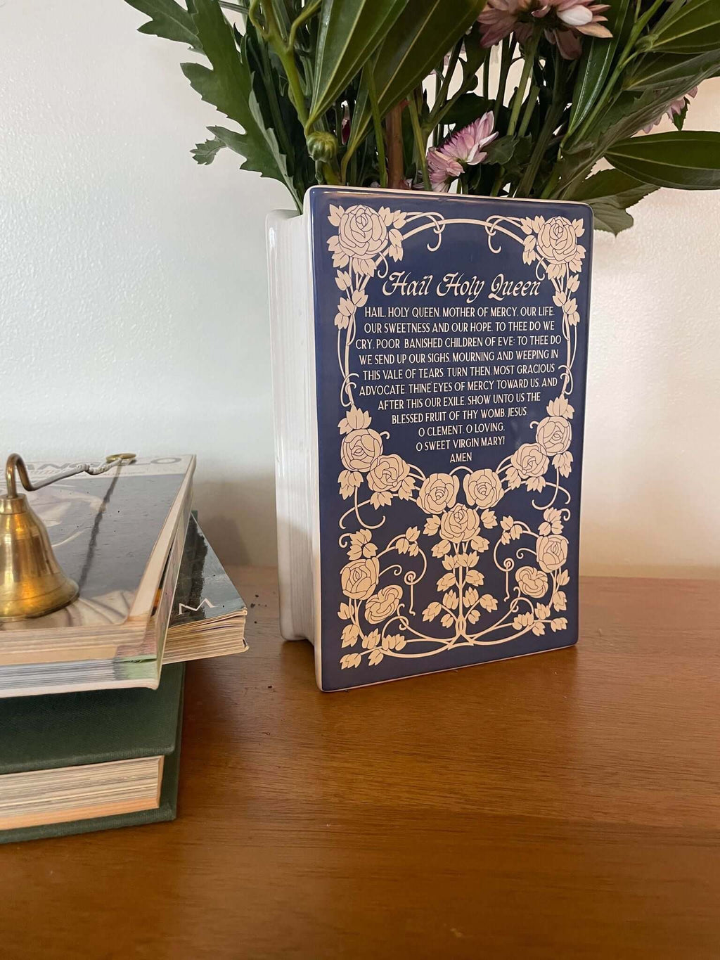 Gardening With Mary Book Vase